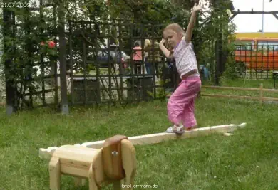 LEA (5) auf Balancier-Balken